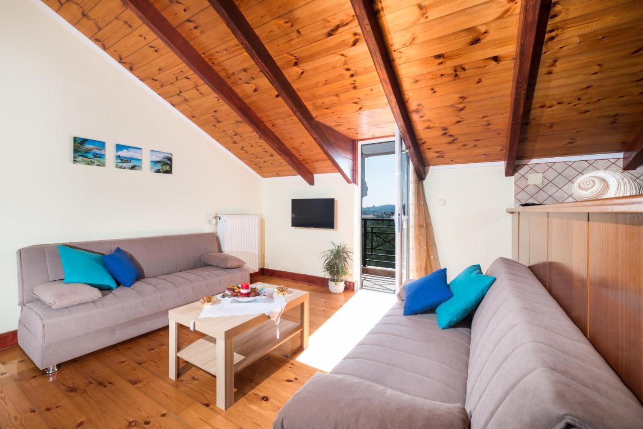 Soso'S Sea View Apartment Plános エクステリア 写真