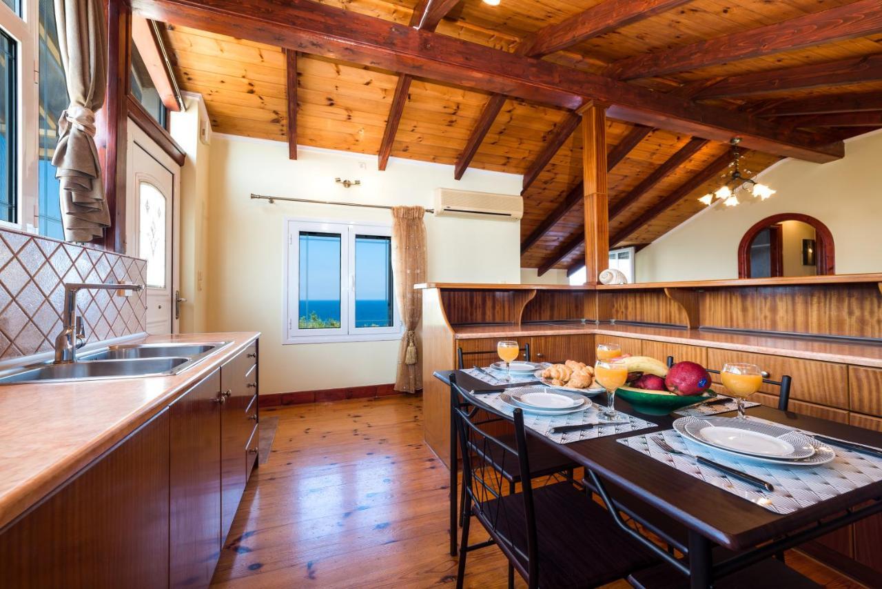 Soso'S Sea View Apartment Plános エクステリア 写真